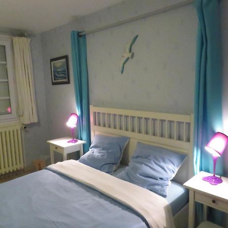 Asphodele Bed and Breakfast Ambon Exteriör bild